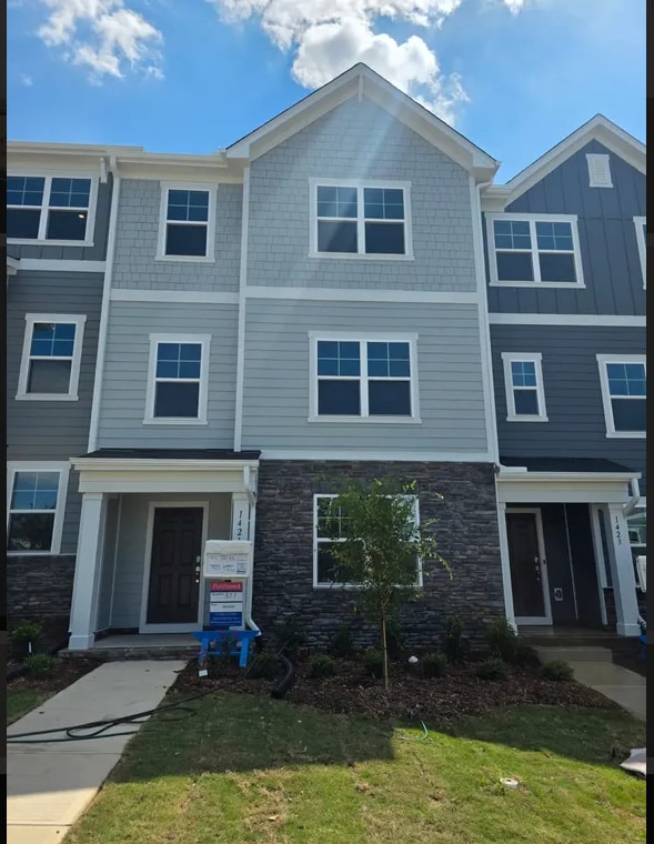 Building Photo - 1439 Jay Rd