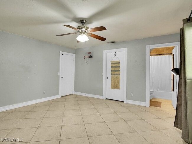 Building Photo - 1536 Alhambra Dr