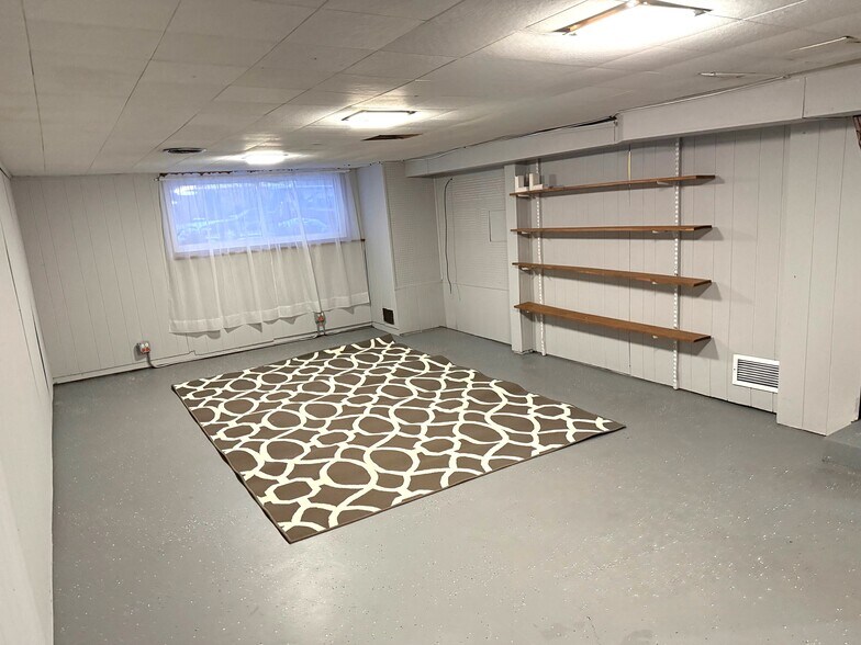 Recreation Rm-Lower Level - 4028 N Overhill Ave