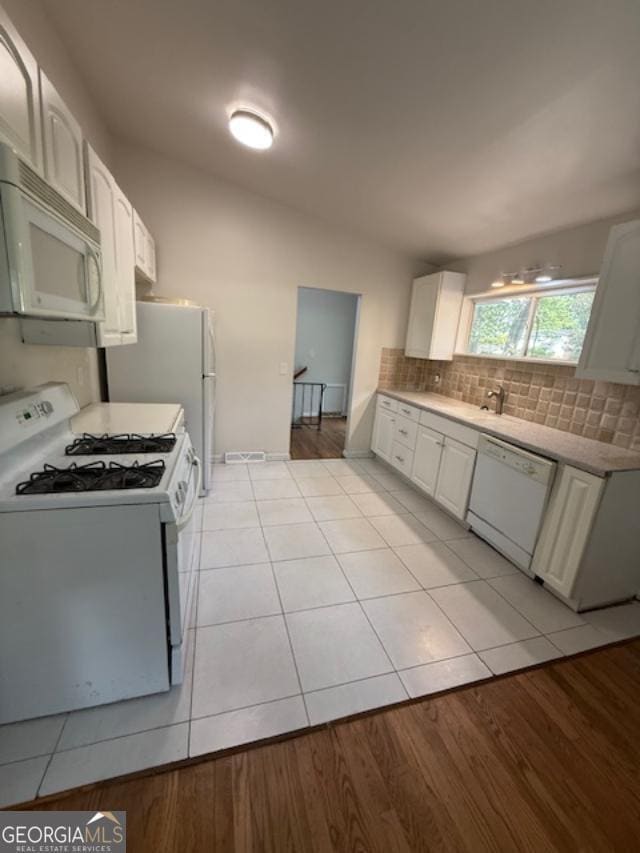 Building Photo - 3591 Raymond Dr