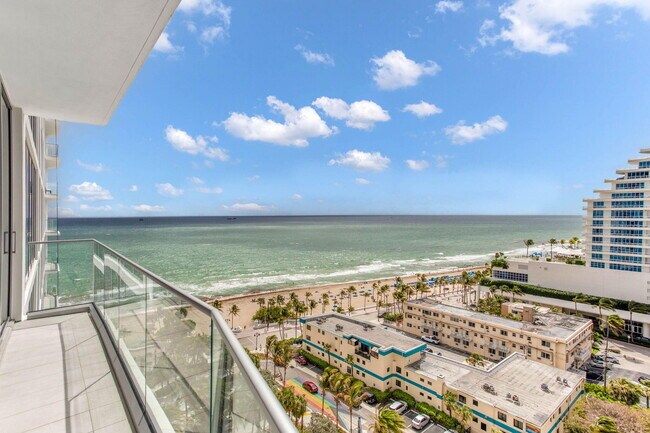 Building Photo - 151 N Seabreeze Blvd