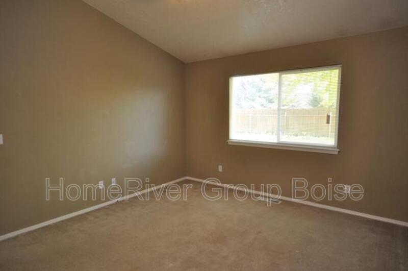 Building Photo - 16870 N Barrymore Dr
