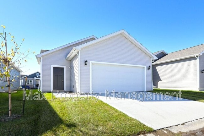 Building Photo - 2706 NW 30th Ln