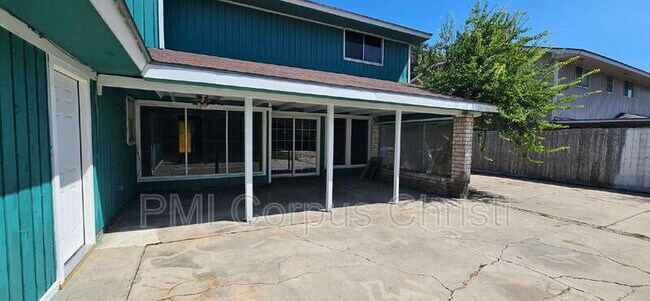 Building Photo - 1022 Delta Dr