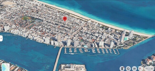 Building Photo - 610 8th St