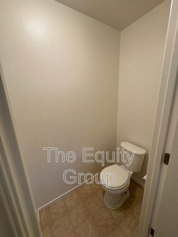 Building Photo - 4247 S Cindy Ct