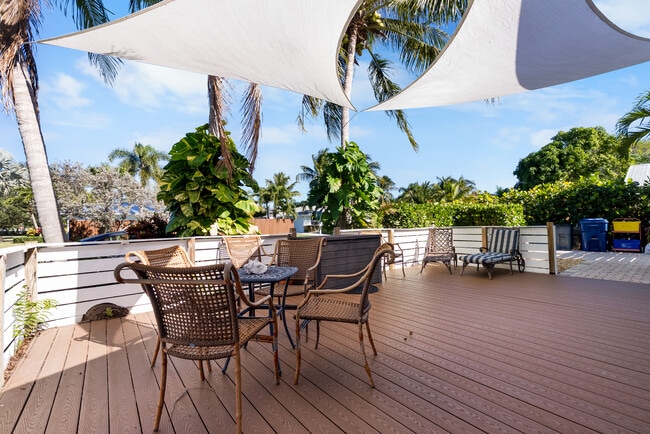 Building Photo - 1605 Treemont Ave