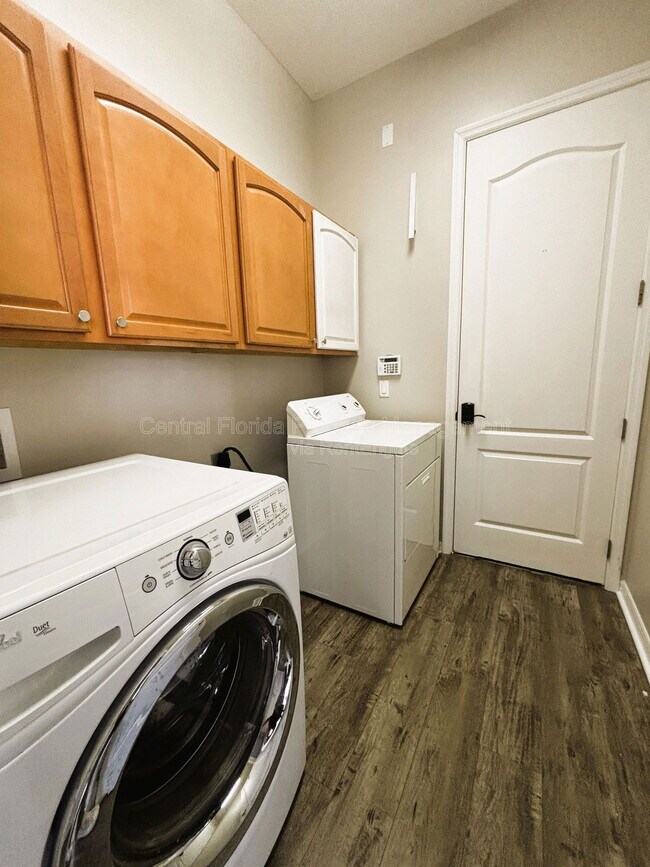 Building Photo - 13330 Hatherton Cir