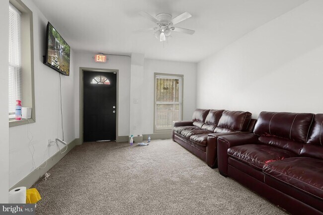 Building Photo - 2838 W Lanvale St