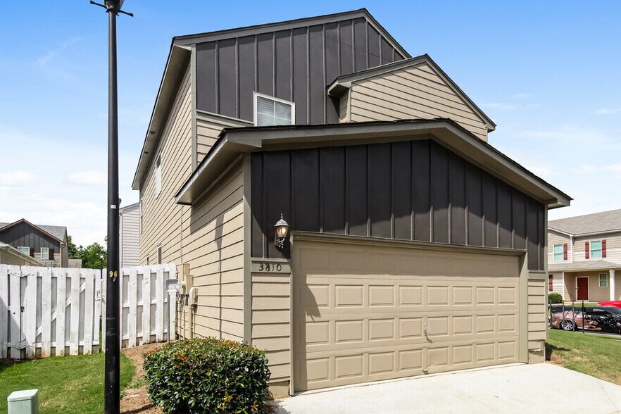 Building Photo - 3810 Humber Ct