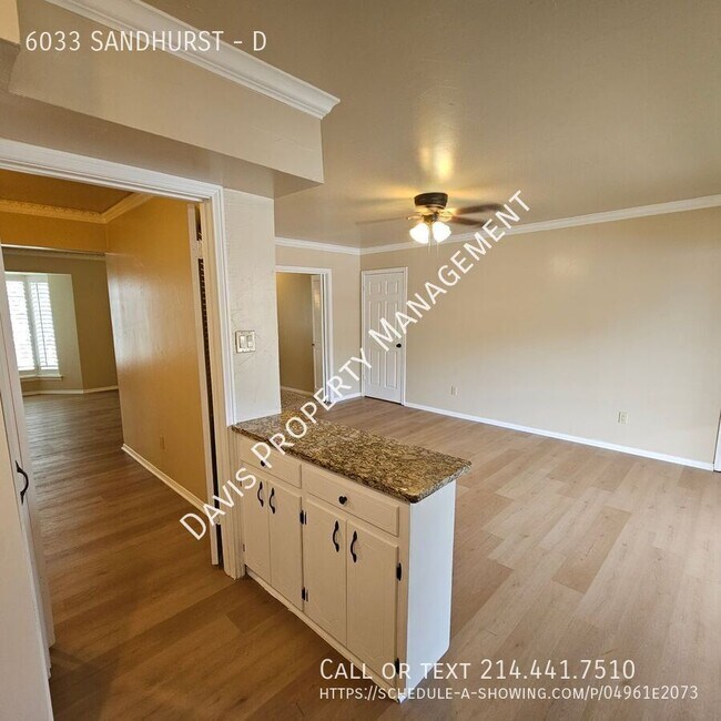 Building Photo - 6033 SANDHURST-D