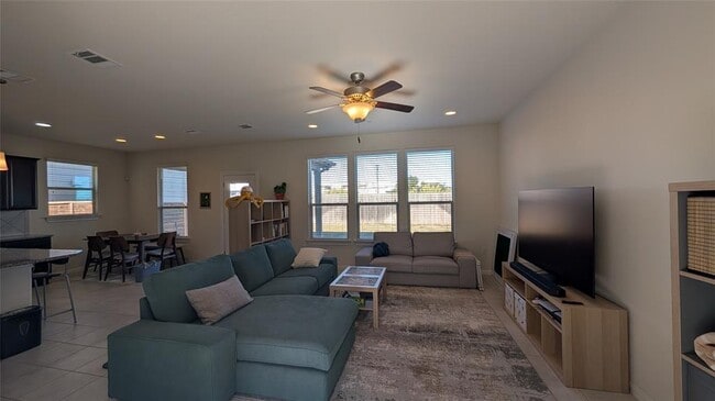 Building Photo - 14115 Eucalyptus Bnd