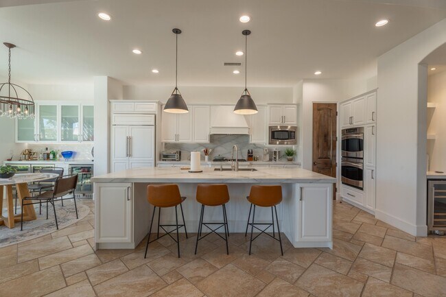 Building Photo - 54280 Affirmed Ct