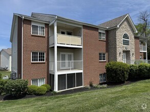 Building Photo - 600 Friars Ln