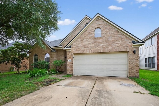 Building Photo - 15411 Redbud Dale Ct