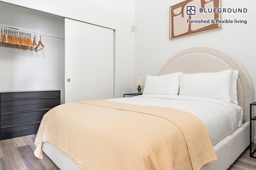 Building Photo - 8709 161st Avenue Northeast