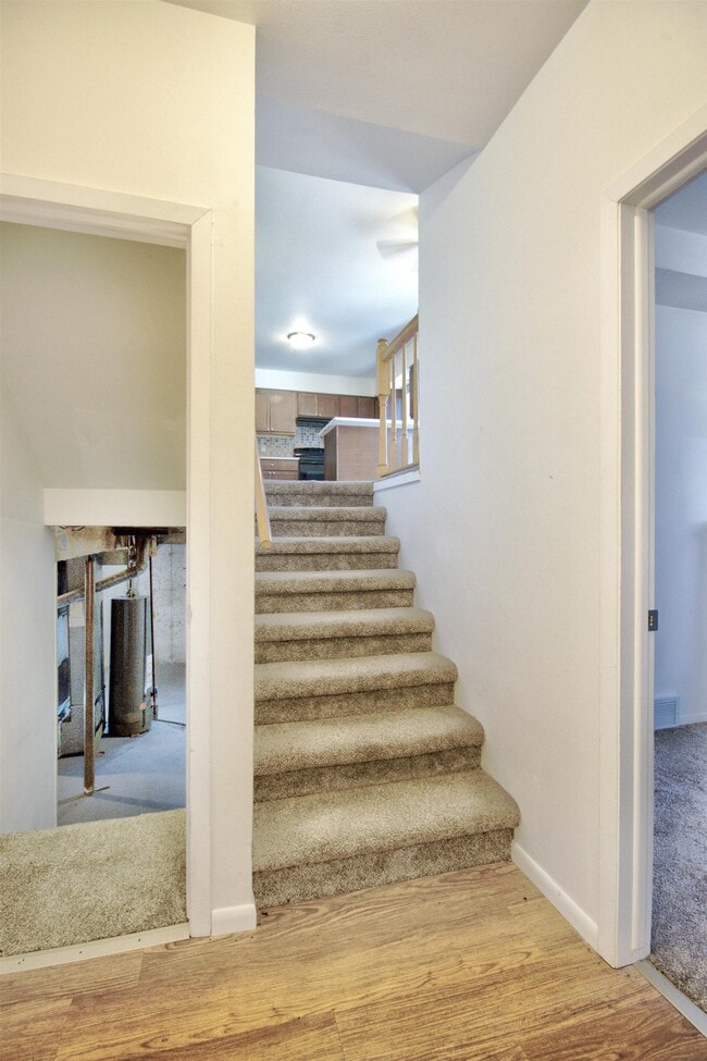 Building Photo - 1302 N Gammon Rd