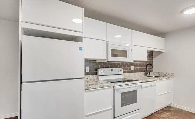 Building Photo - 1368 S 1050 W