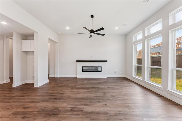 Building Photo - 6213 Tahoe Dr