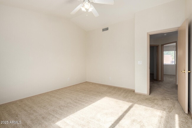 Building Photo - 10479 W Emerald Ln