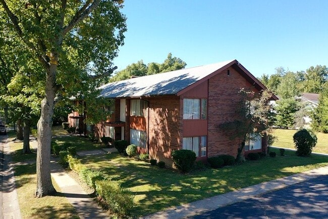 Building Photo - Drummond Flats