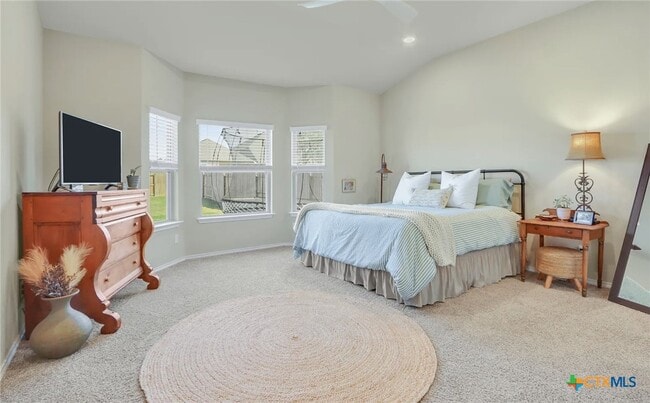 Building Photo - 1642 Ranch House