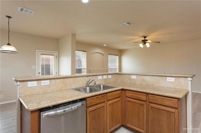 Building Photo - 31 San Andres Ct