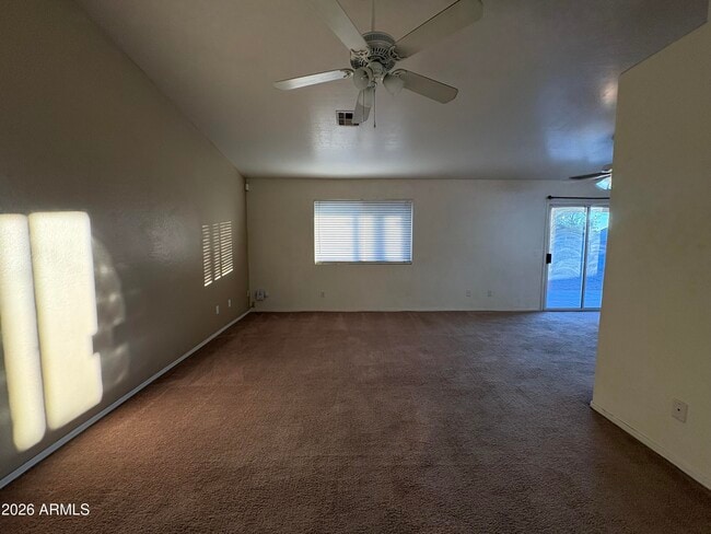 Building Photo - 551 W 21st Ave