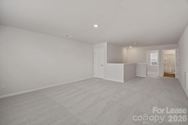 Building Photo - 1423 Caracara Ct