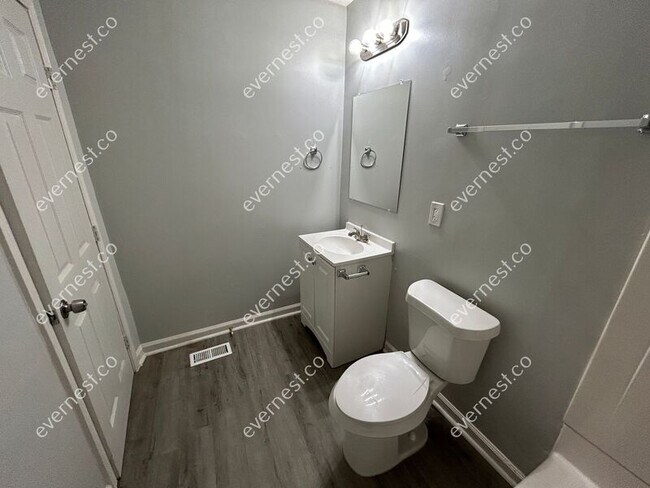 Building Photo - 1214 Bolton Rd NW