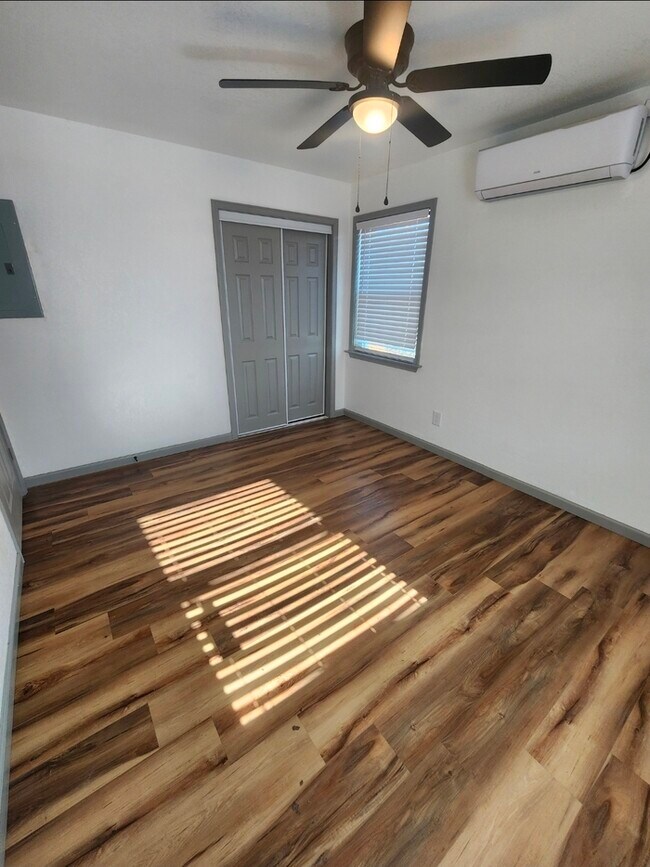 Building Photo - 4706 Bowie Dr