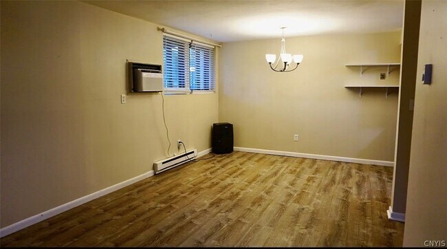 Building Photo - 555 Village Blvd N