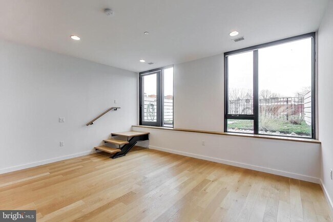 Building Photo - 57 N St NW