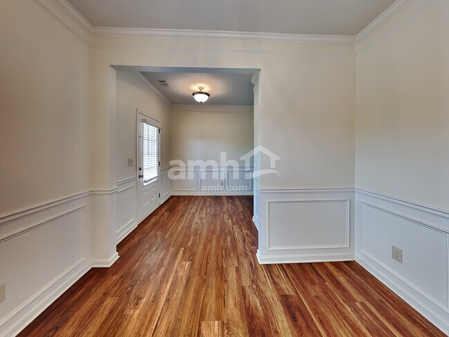 Building Photo - 2145 Villa Spring Ct
