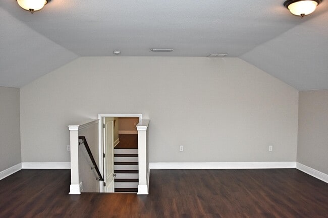 Building Photo - 192 Windchime Way