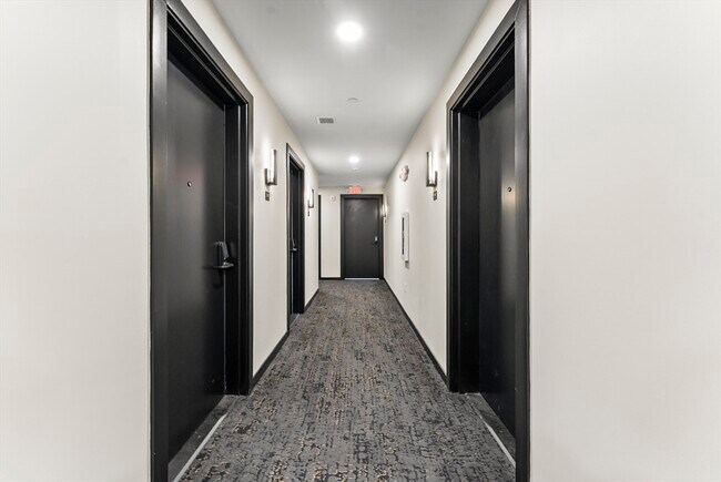 Building Photo - 24-28 Mt Pleasant St