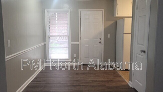 Building Photo - 1506 Ascent Trail NW