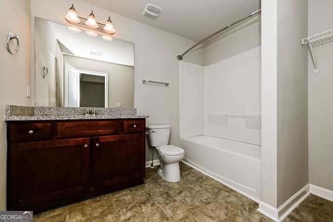 Building Photo - 3281 Pennington Dr