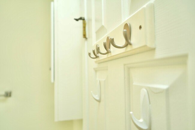 Building Photo - 1119 Somerchase Ct