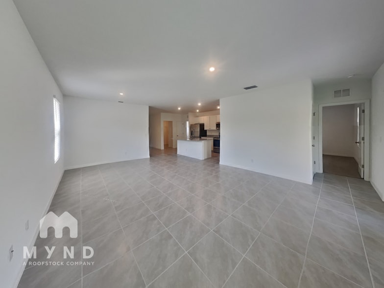 Building Photo - 6985 Shelby Lynn Way