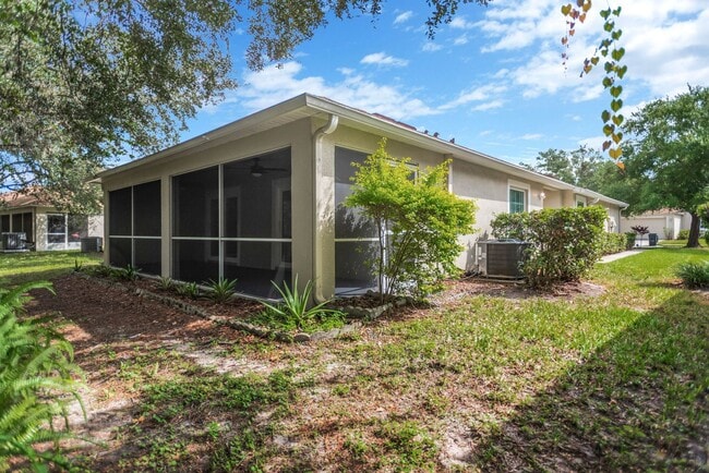 Building Photo - Zephyrhills Rental