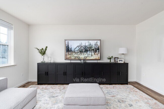 Building Photo - 7812 Bexley Ln