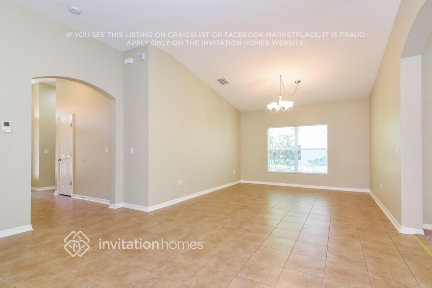 Building Photo - 6609 Bluff Meadow Ct