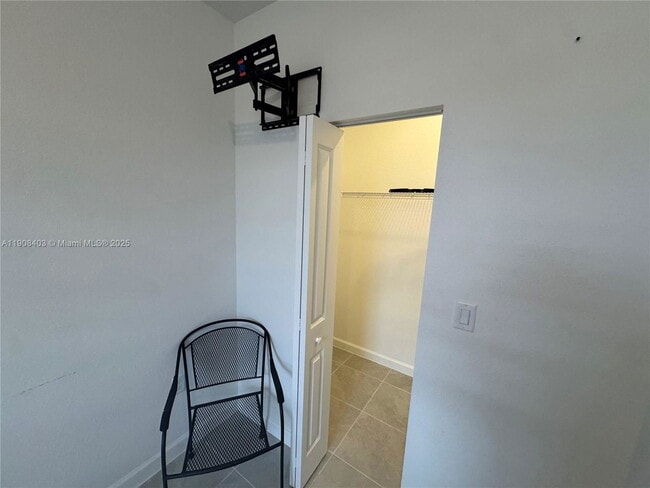 Building Photo - 28850 SW 163rd Ave