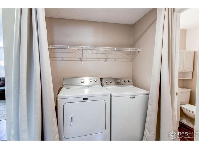 Building Photo - 925 Columbia Rd