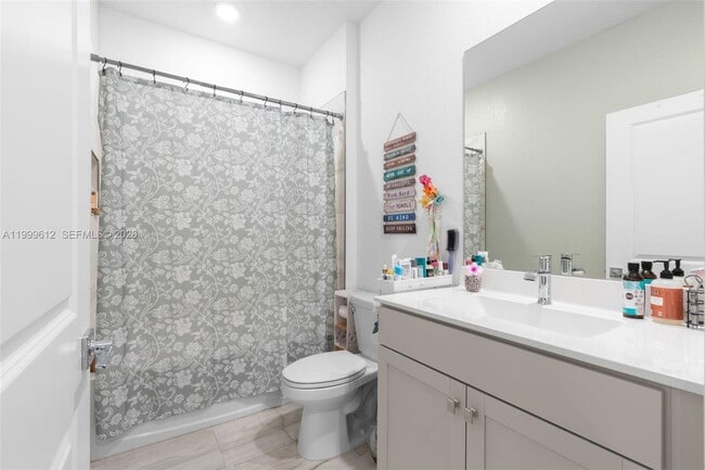 Building Photo - 110 SW 171st Wy