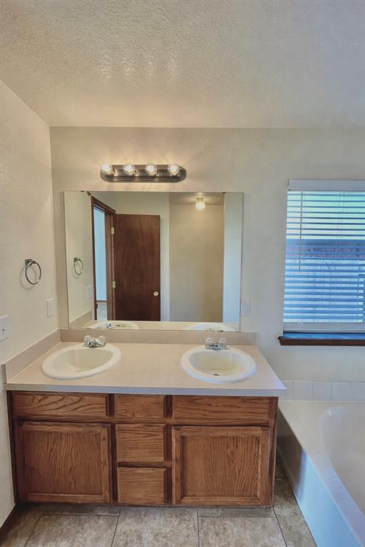 Building Photo - 3148 SW 103rd Pl