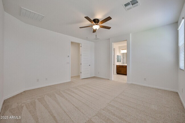 Building Photo - 8759 W Colter St