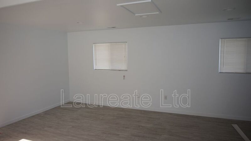 Building Photo - 1800 S Cook St