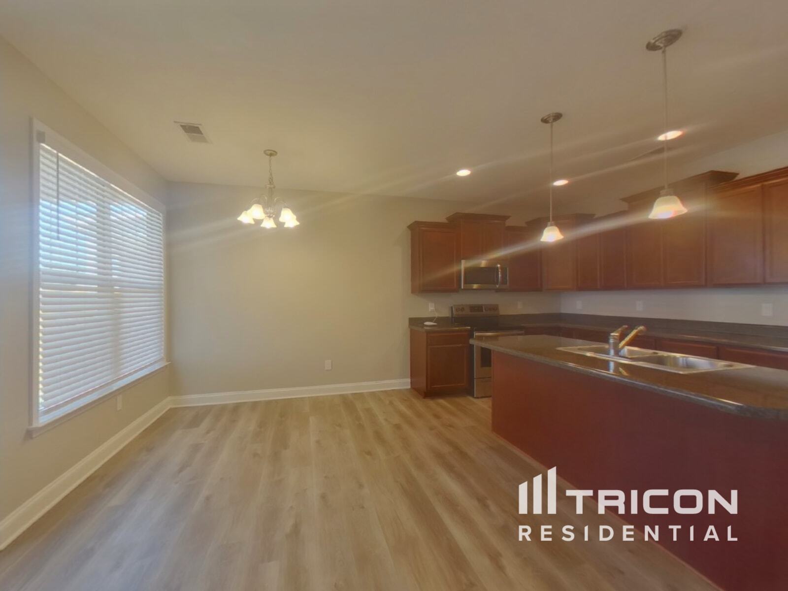 Building Photo - 65 Cane Hill Dr
